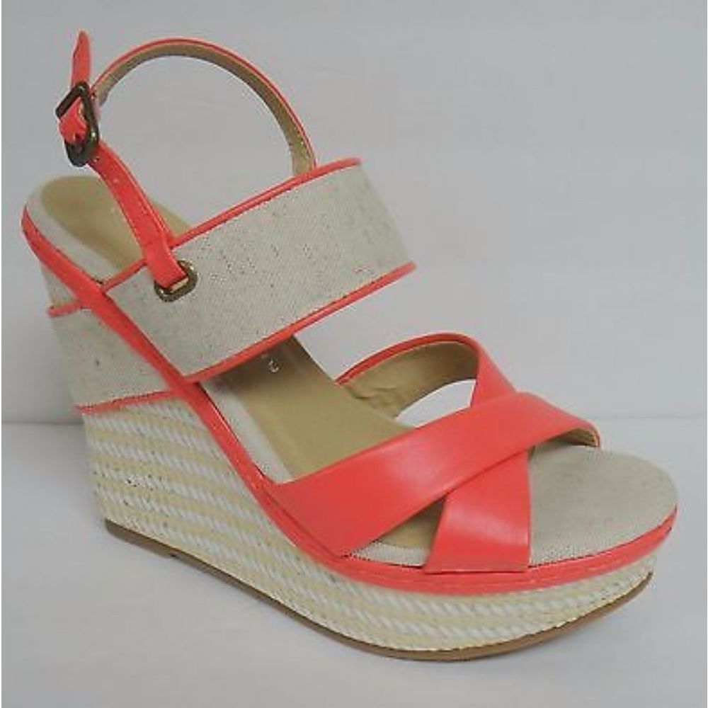 Chinese Laundry Platform Wedge